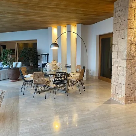 La Sakhara Villa *